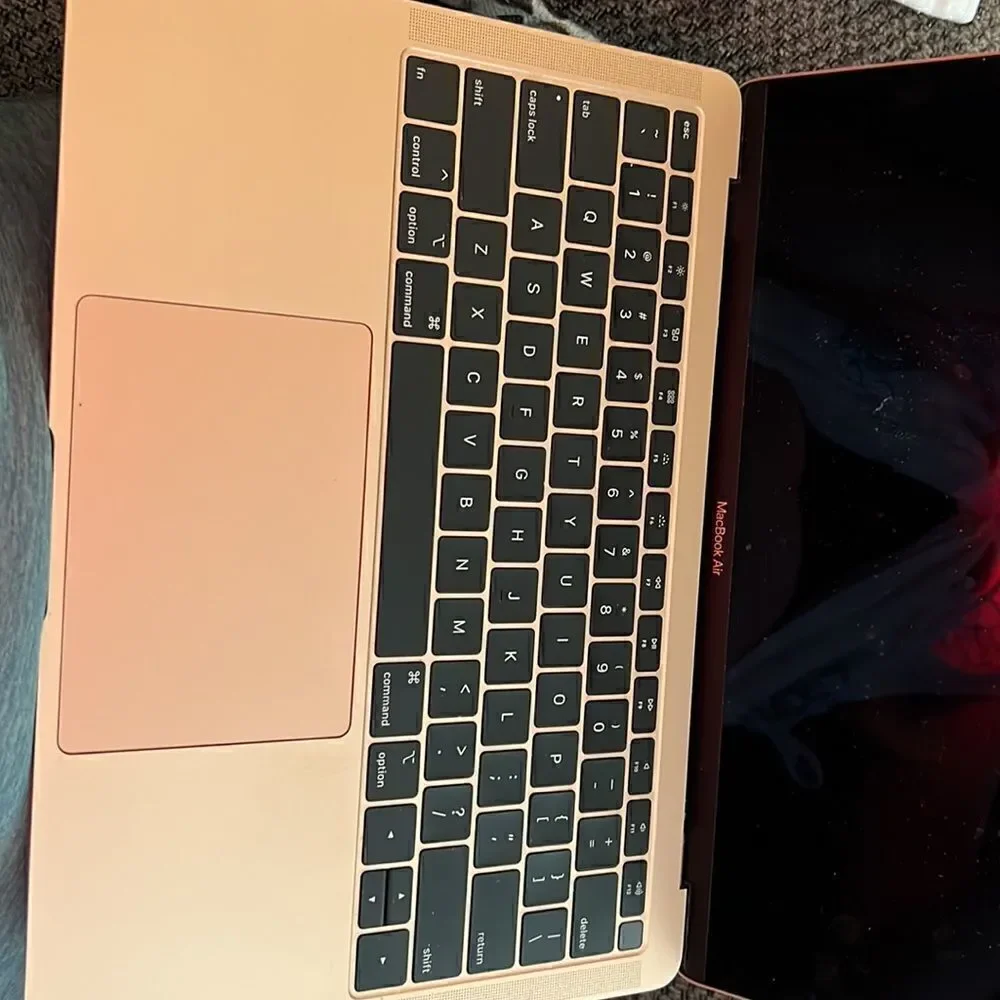 MacBook Air 13” New Condition 512 GB